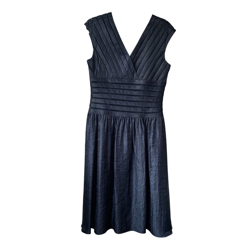 Adrianna Papell Dress Size 8 Navy Blue V Neck Sleeveless Midi‎ Pleated Party